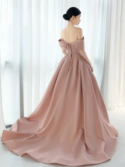Robes de bal élégantes Robe de bal Épaules dénudées en satin rose Corset ajusté Robes de soirée longues Tenues de fête formelles RB3737