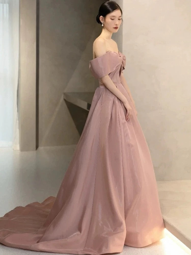 Robes de bal élégantes Robe de bal Épaules dénudées en satin rose Corset ajusté Robes de soirée longues Tenues de fête formelles RB3737
