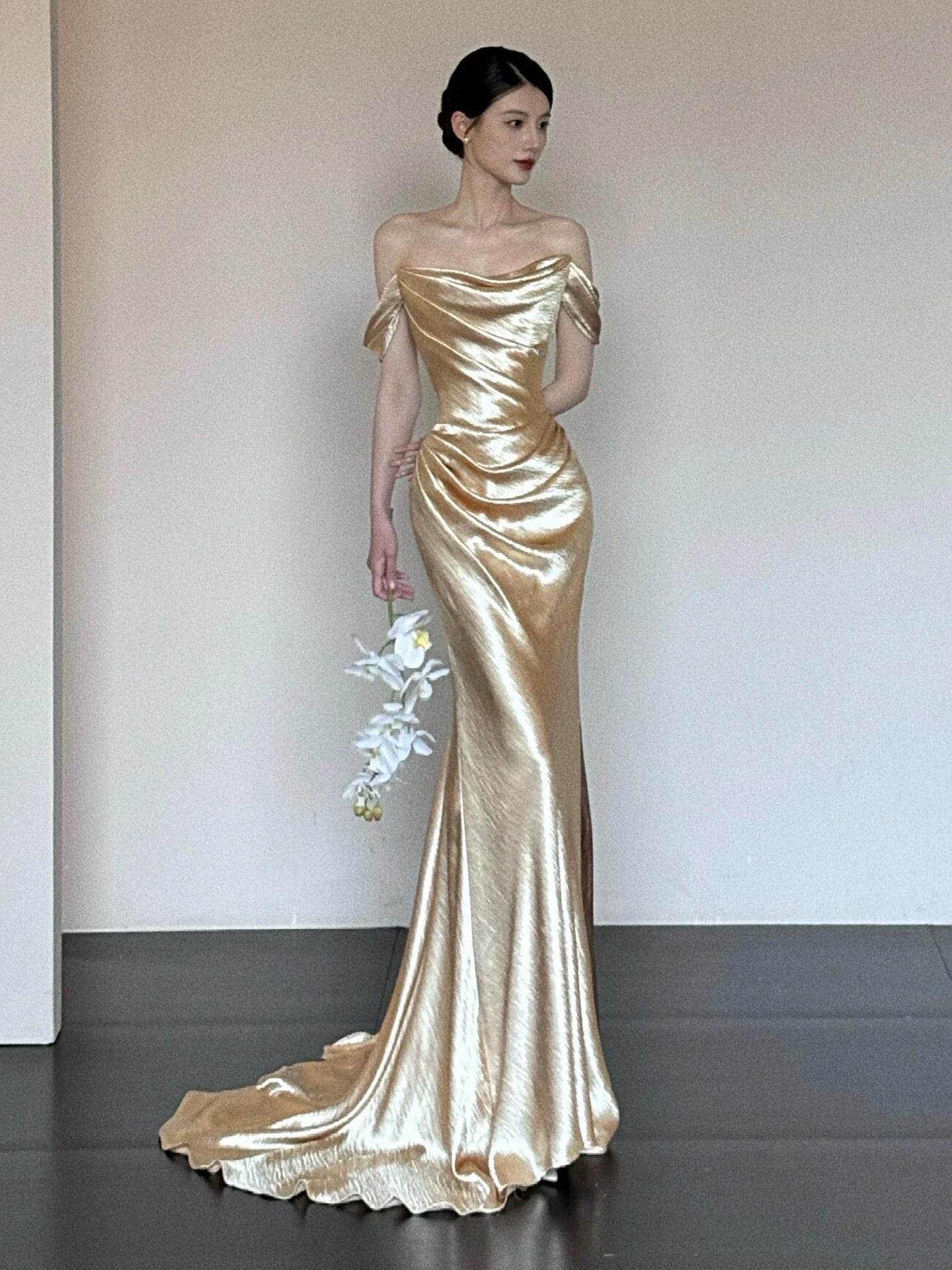 Unique Women's Mermaid Off The Shoulder Gold Maxi Dress Date Night Outfits Semi Formal Prom Dresses RB5196