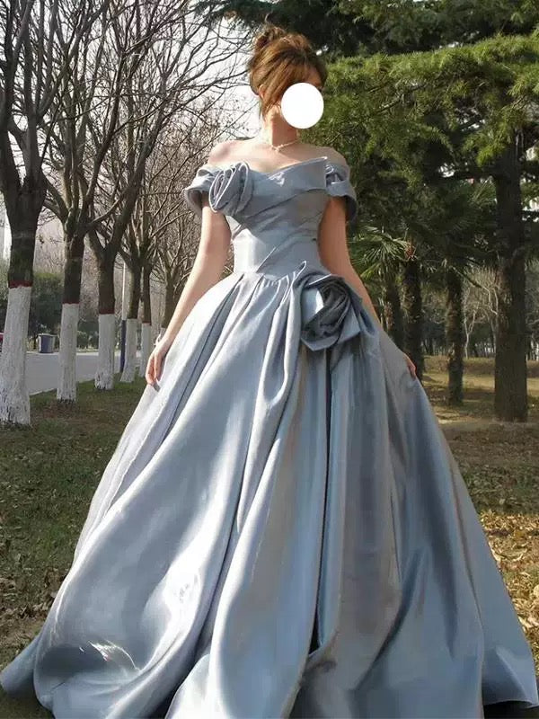 Mignonne Robe de Bal Cœur avec Fleurs Bleues Longues Robes de Soirée Robes de Bal N2029