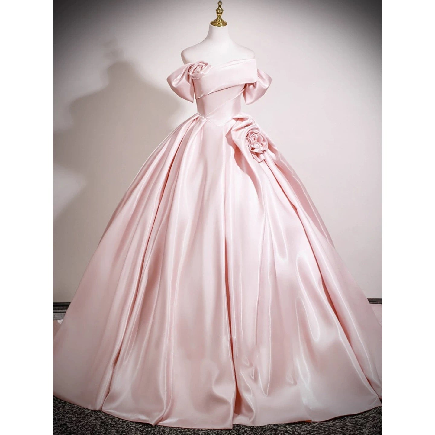 Cute Ball Gown Off The Shoulder Pink Satin Sweet 16 Dresses Quinceanera Dress Long 15 Vestidos De Fiesta N2030
