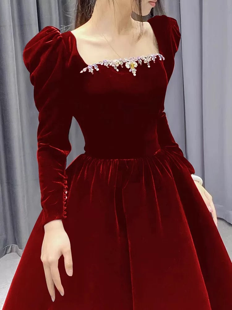 Niedliches Ballkleid mit eckigem Ausschnitt, burgunderrotes Samt, langes Abendkleid, Partykleid, modische Abendkleider N1804