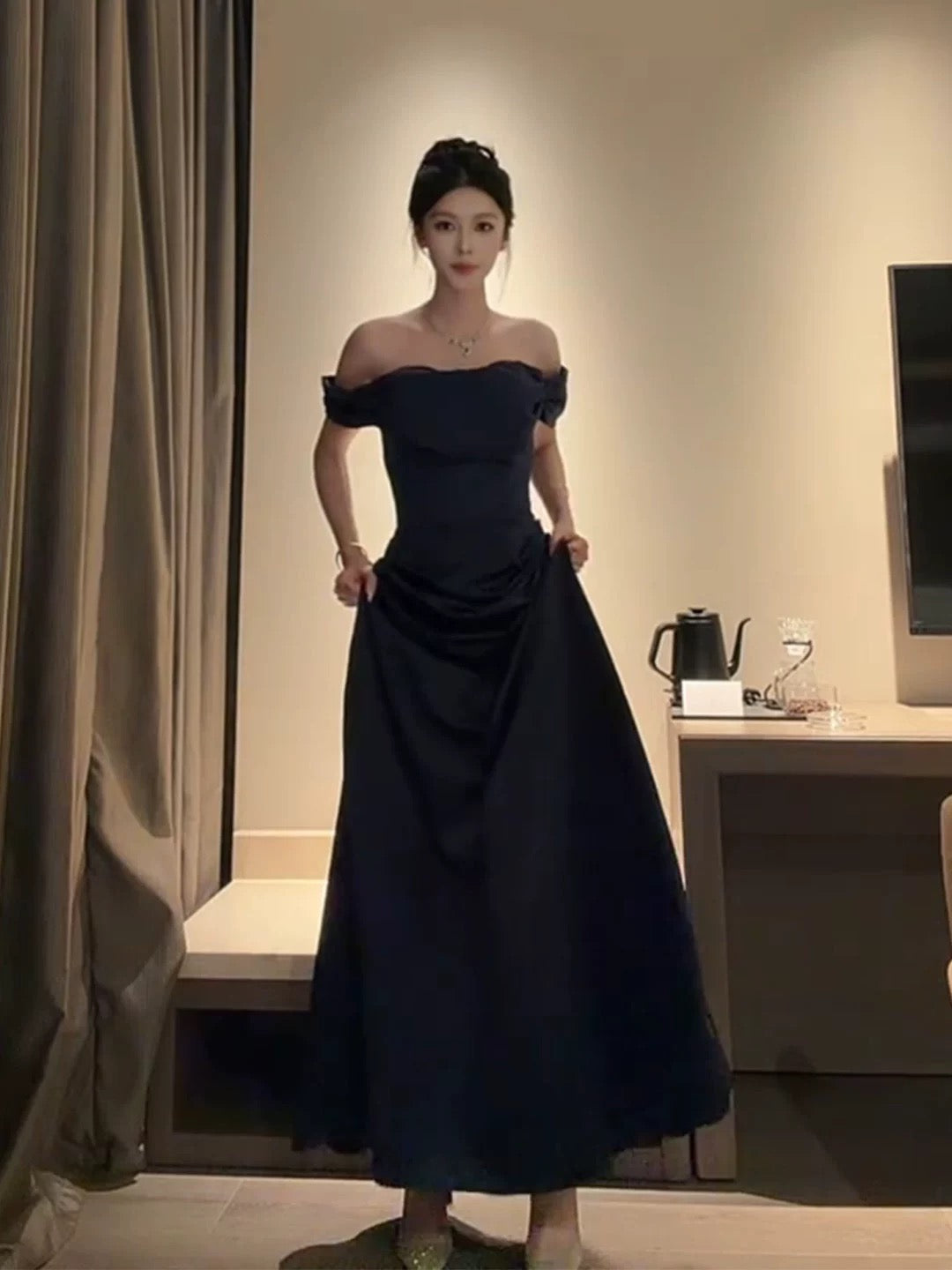 Robe de soirée sexy pour femme, coupe trapèze, épaules dénudées, en satin noir à manches longues, robe de bal, tenue de soirée, robe tendance N1812