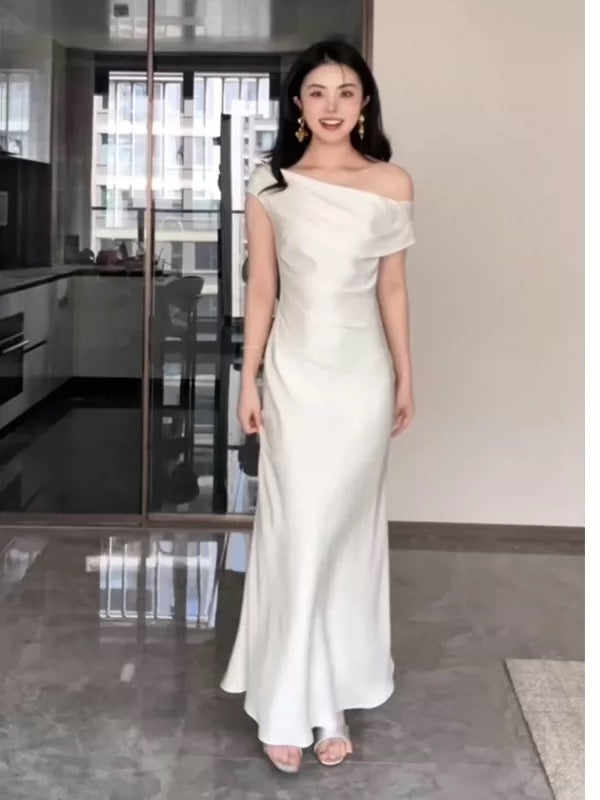 Robe de bal longue blanche sirène simple à épaules dénudées, N1822