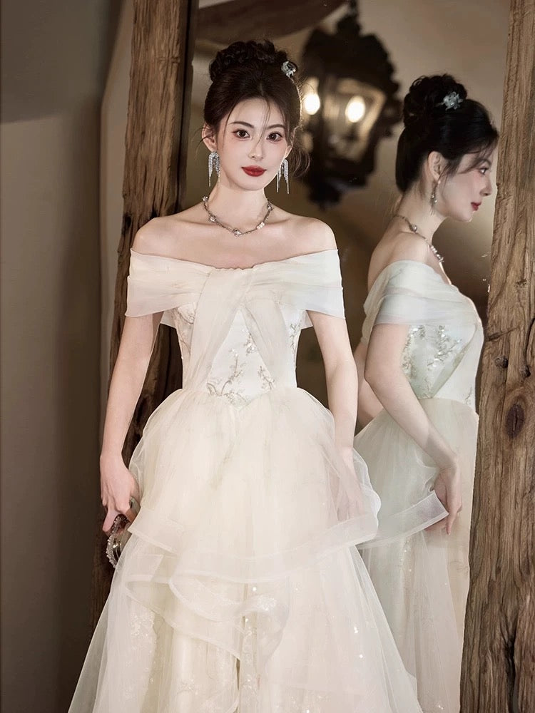 Robe de bal charmante à épaules dénudées en tulle blanc, longue robe de soirée tendance N1823
