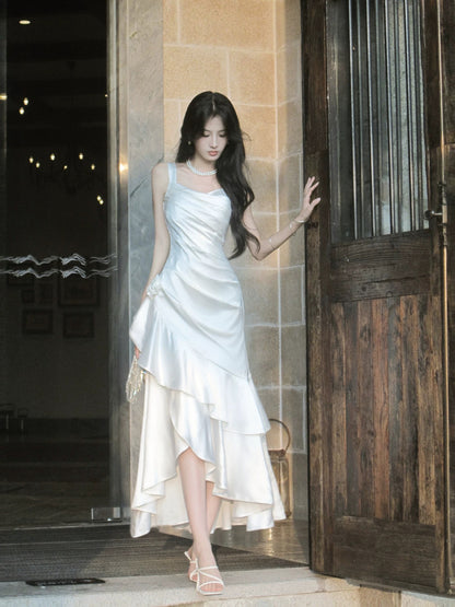 Robes de soirée longues coupe sirène simple avec col carré à volants pour le bal de promo N2047