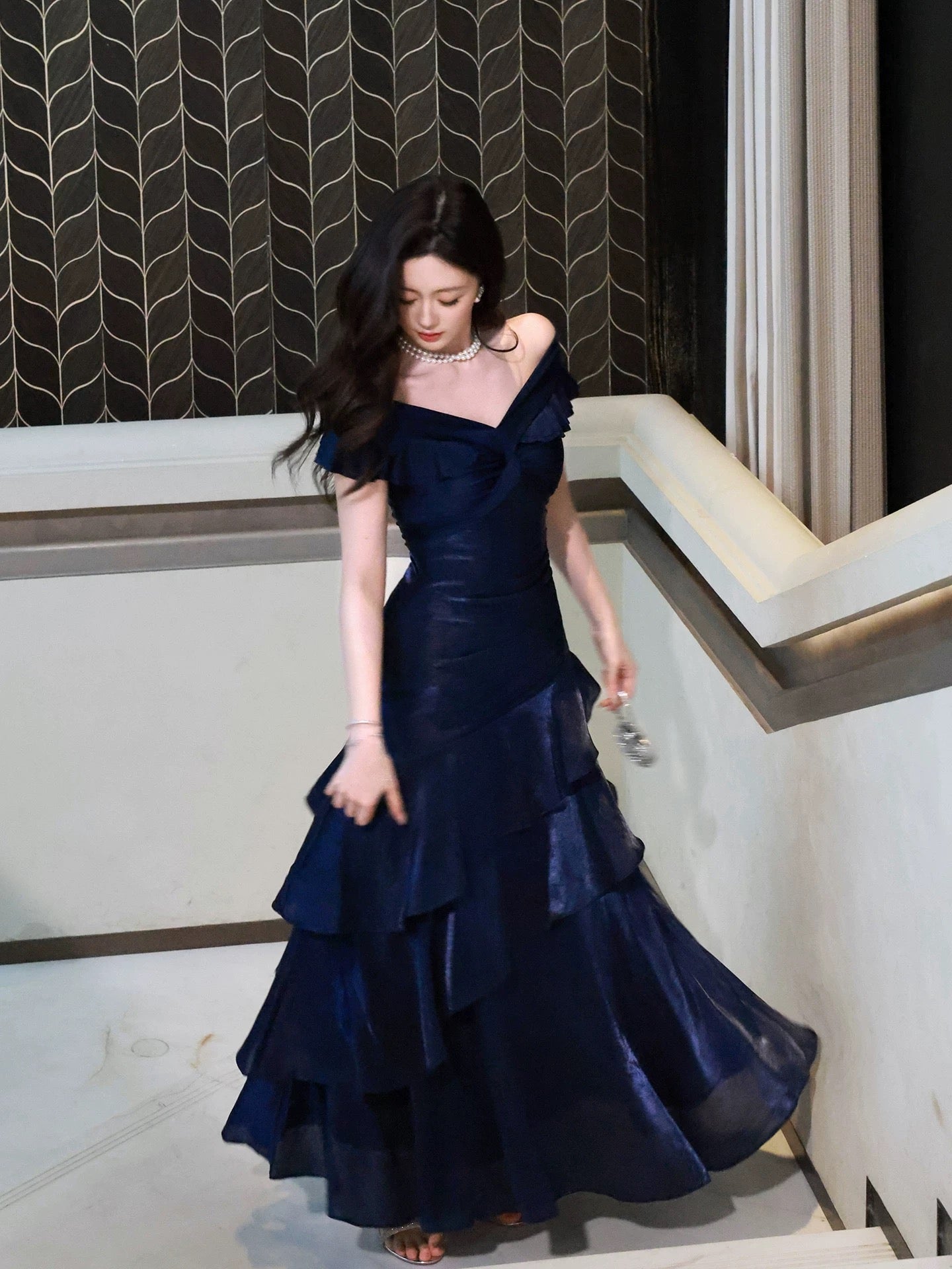 Sirène Élégante Épaules Dénudées Bleu Royal Manches Courtes Longues Robes de Soirée Robes de Bal N2050