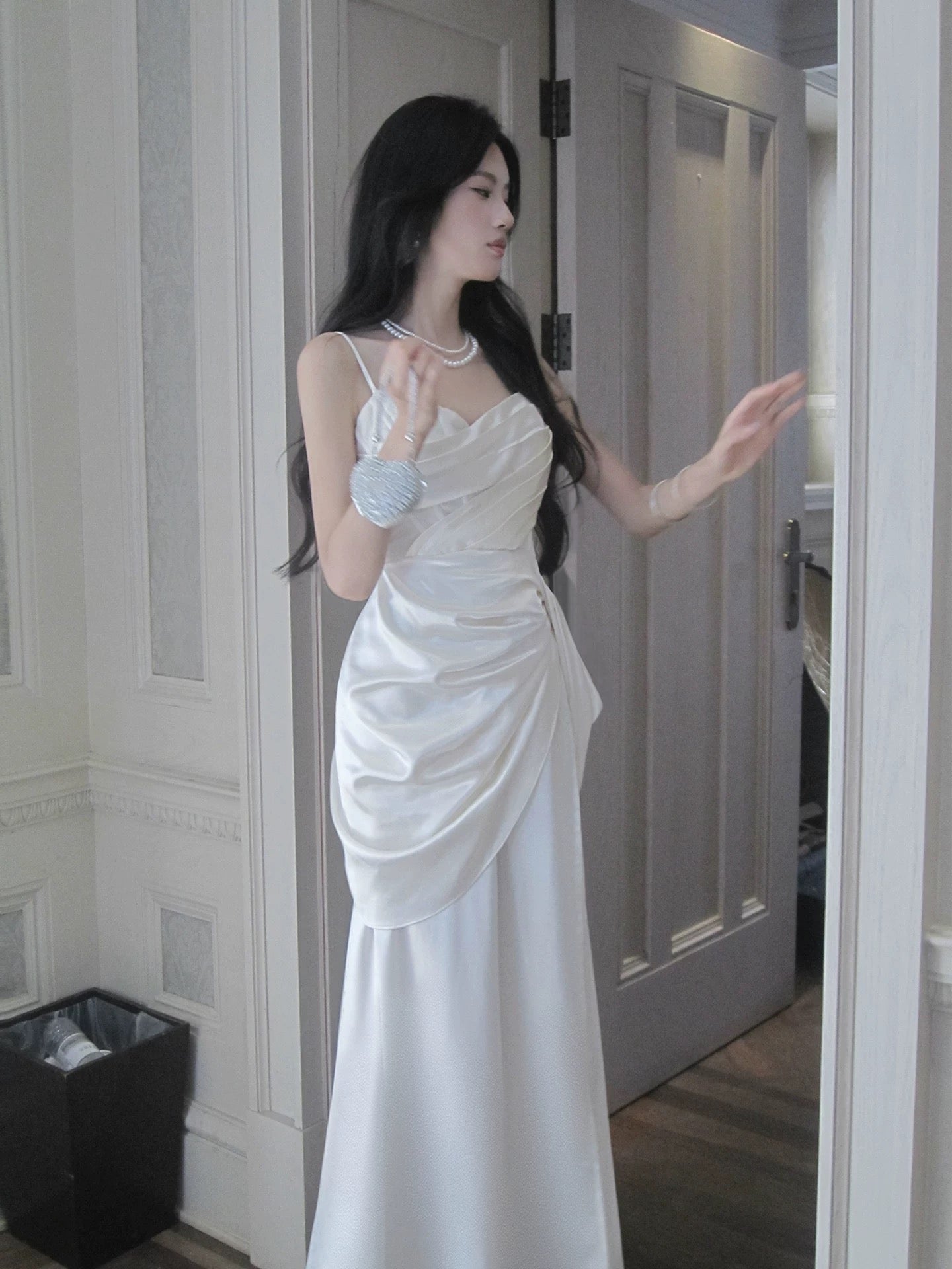 Classic Mermaid Spaghetti Straps Ivory Pleated Inspiration Long Wedding Party Guest Dresses N2051