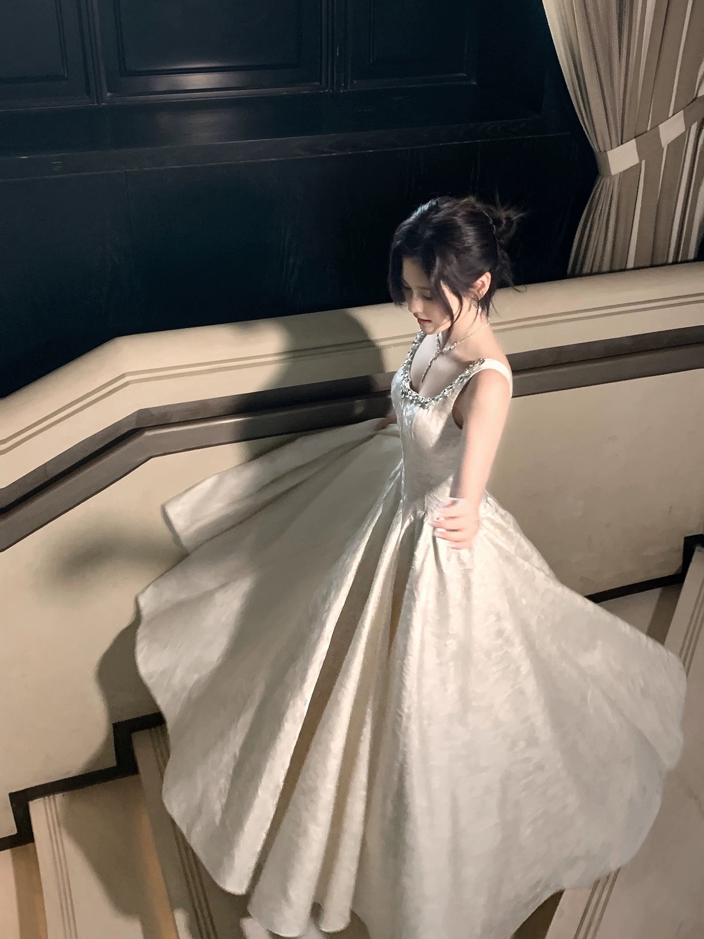 Classic A Line Square Neck Ivory Satin Inspiration Long Wedding Party Guest Dresses N2052