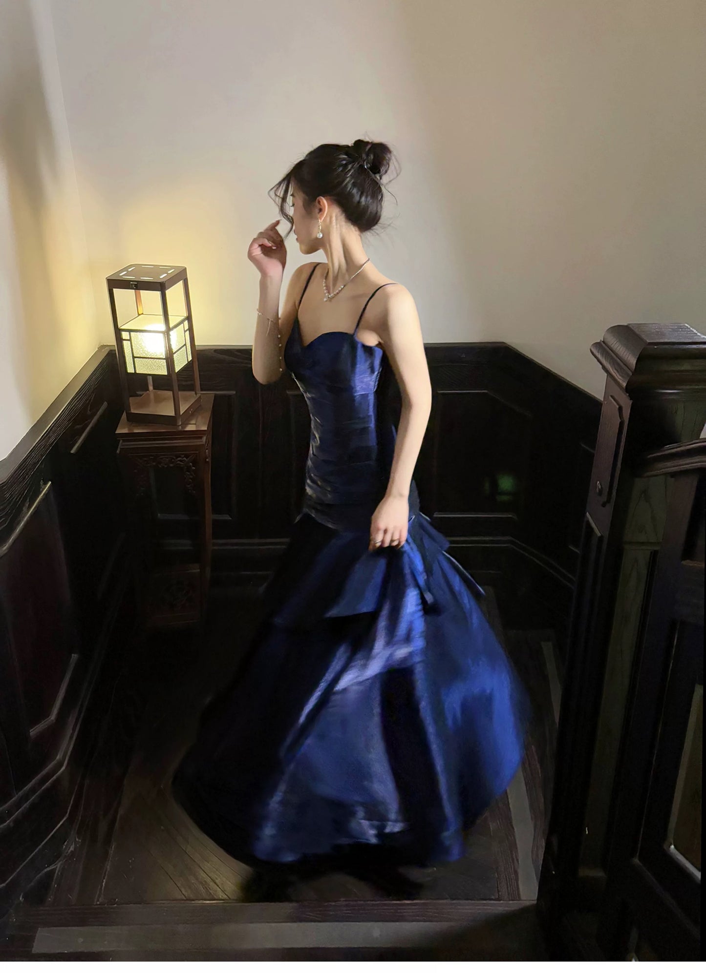 Schlichte Meerjungfrau Spaghetti-Träger Königlich Blau Satin Inspiration Lange Hochzeitsfeier Ball Gast Kleider N2080