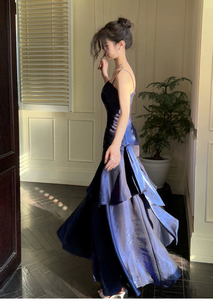 Schlichte Meerjungfrau Spaghetti-Träger Königlich Blau Satin Inspiration Lange Hochzeitsfeier Ball Gast Kleider N2080