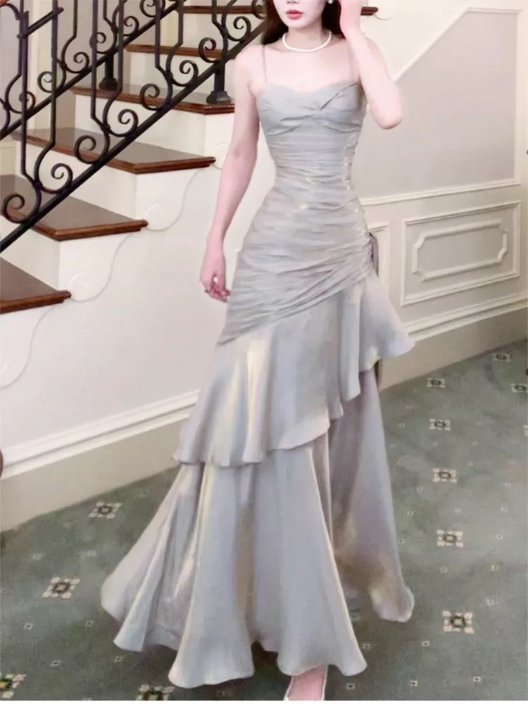 Simple Robes de bal et de soirée longues en satin à bretelles spaghetti style sirène N2091