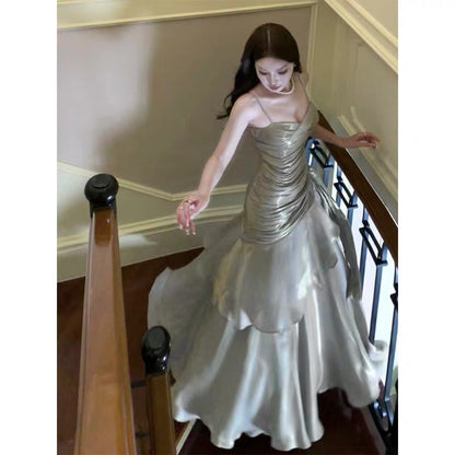Simple Robes de bal et de soirée longues en satin à bretelles spaghetti style sirène N2091