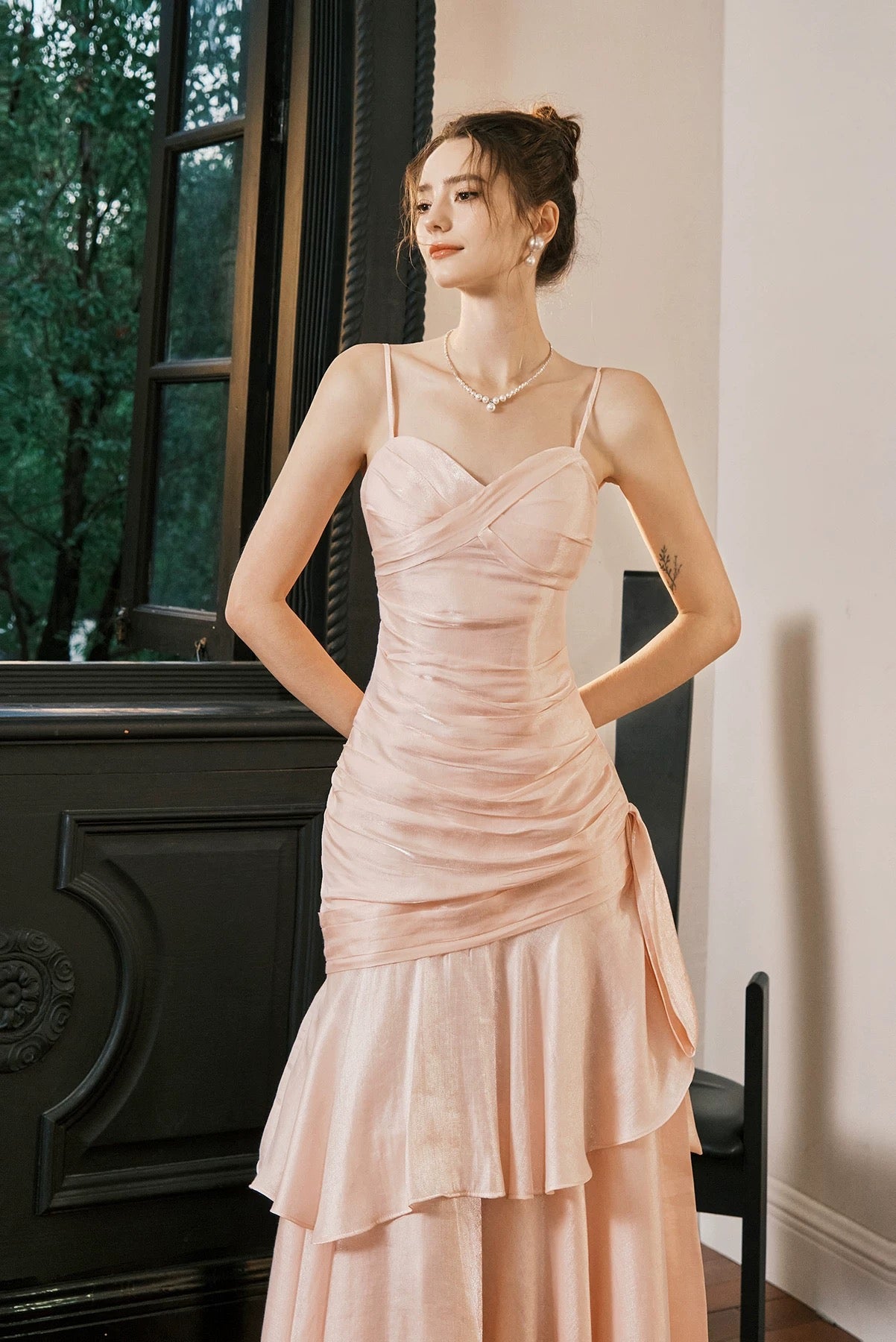 Einfaches Meerjungfrau-Spaghettiträger-Blush-Pink-Satin-Inspiration langes Party-Ballkleid N2103