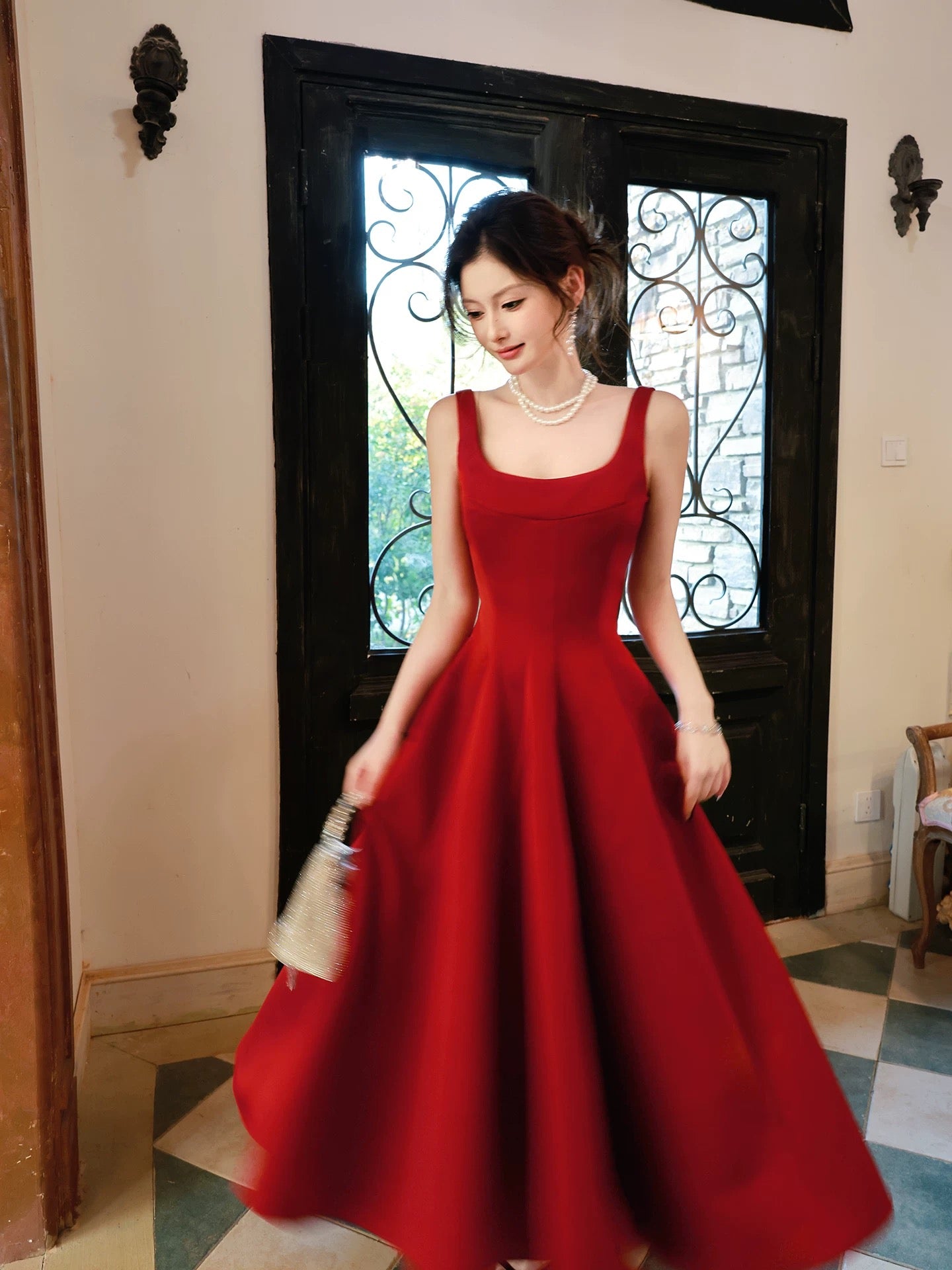Schlichtes A-Linien-Kleid mit eckigem Ausschnitt aus Satin, burgunderrot, für Hochzeitsgäste, Abschlussball, N2105