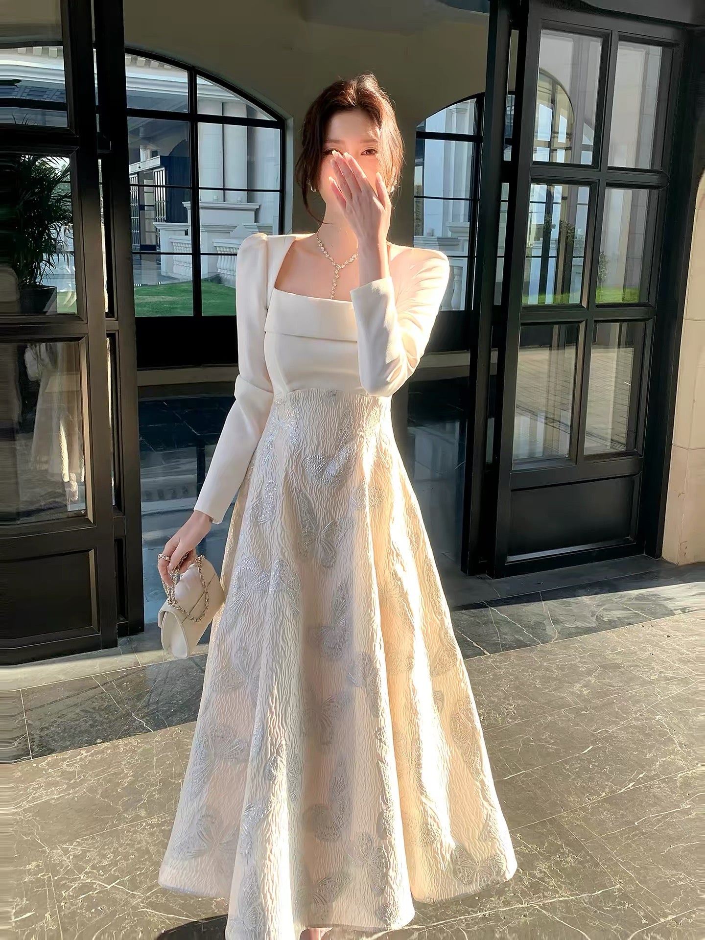 Robe de bal élégante en satin blanc, coupe trapèze, col carré, manches longues pour femmes, filles, adolescentes N2185