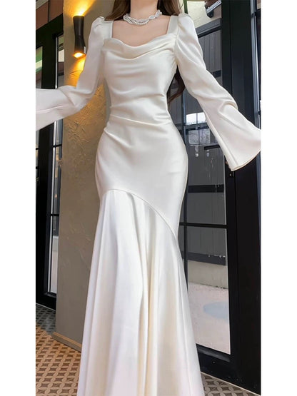 Niedliches Meerjungfrau-Kleid, quadratisch, weißer Satin, lange Ärmel, Frühling, Sommer, Garteninspiration, Hochzeitsgastkleider N2199