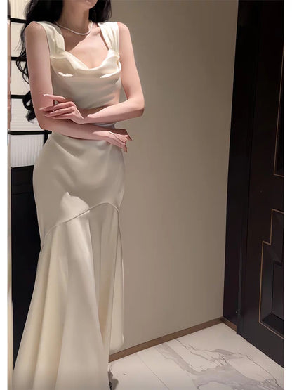 Niedliches Meerjungfrau-Kleid, quadratisch, weißer Satin, lange Ärmel, Frühling, Sommer, Garteninspiration, Hochzeitsgastkleider N2199