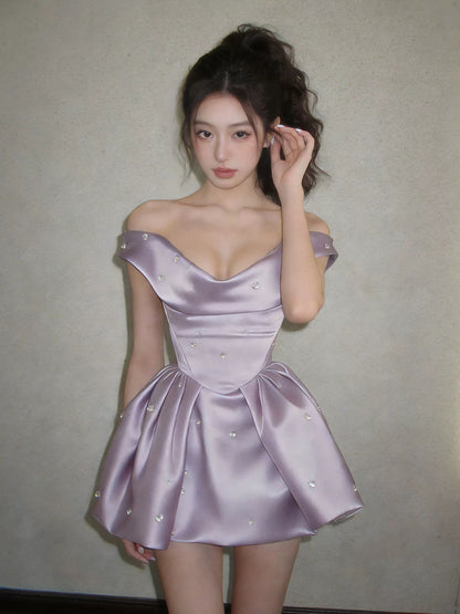Robe de bal vintage épaules dénudées en satin lilas court, inspiration années 2000, robes de bal de promo, robe de soirée N1668