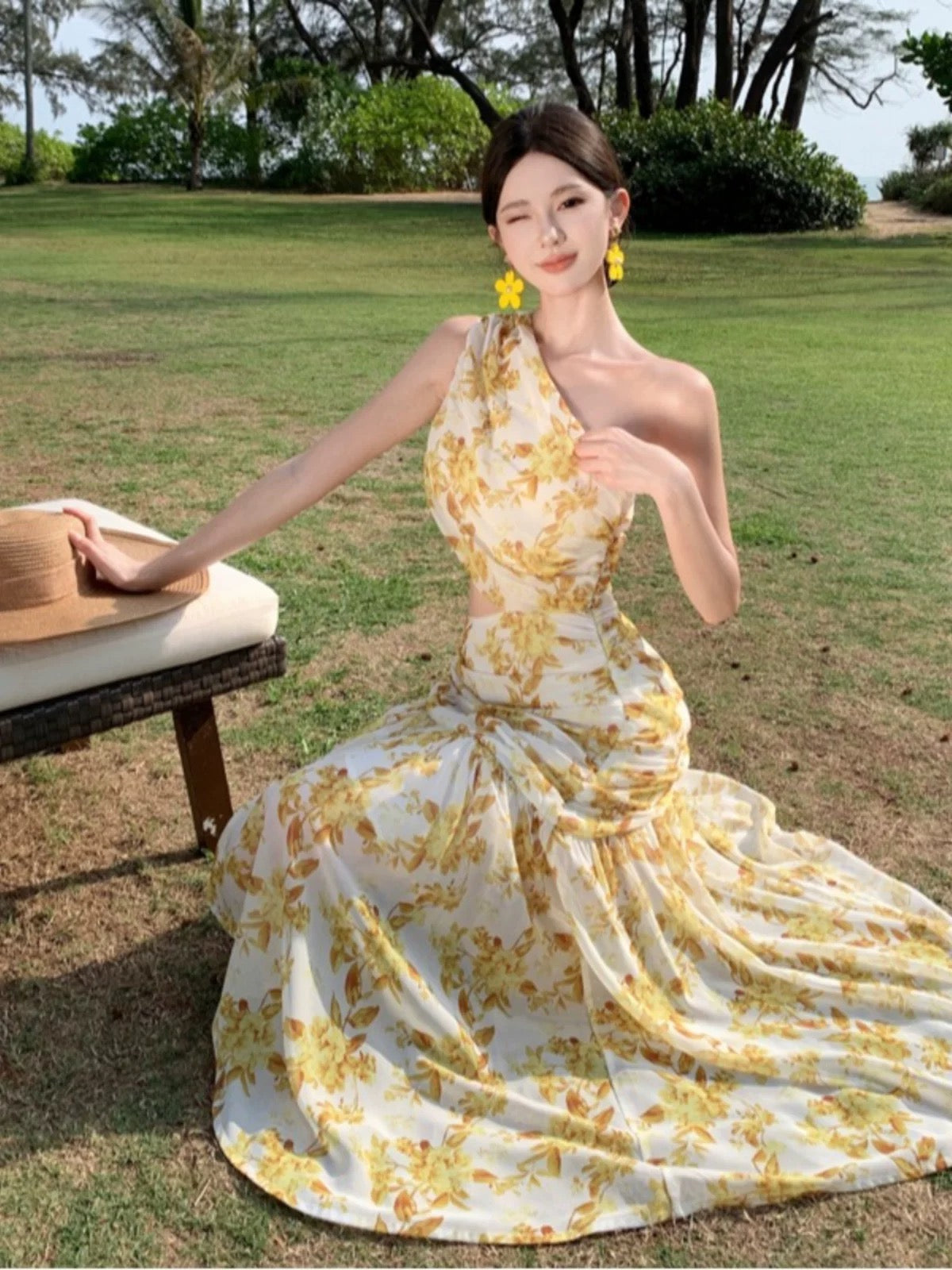 Modeste Sirène Robe de Soirée Asymétrique Fleurie Jaune en Mousseline de Soie Idées pour Femmes Robes Longues d'Anniversaire Tenues d'Été pour Vacances à la Plage N31450