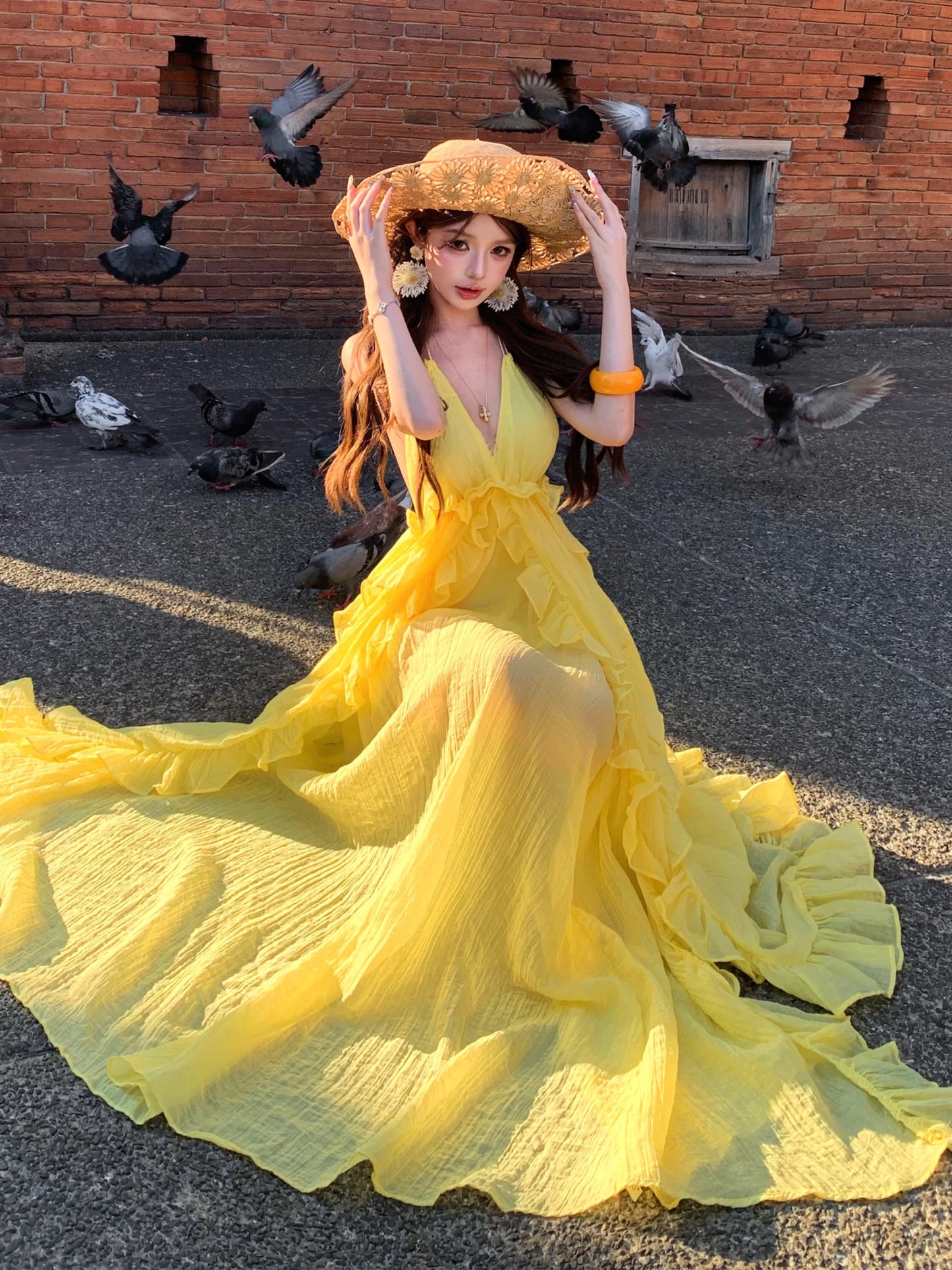 Sexy A line Halter Yellow Backless Chiffon Long Date Night 19th Birthday Outfits Formal Prom Dresses RB5722