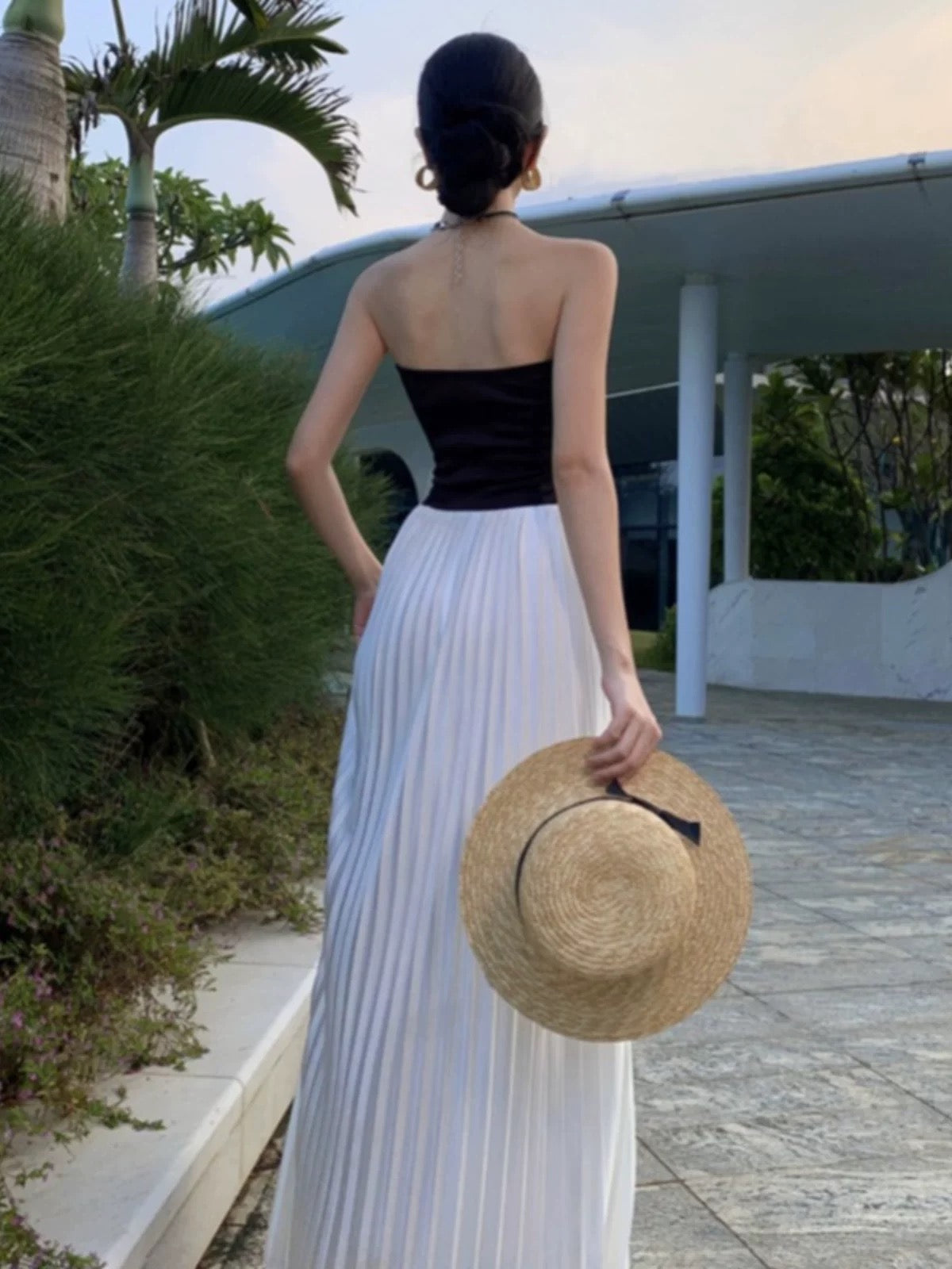 Glamorous A line Strapless White Black With Ruffled Date Floor Length Night Evening Outfit Formal Prom Dresses RB5667