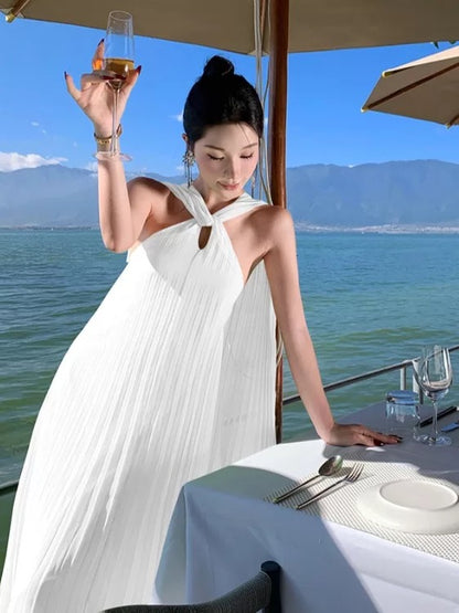 Mystical A Line Halter White Chiffon Sleeveless Date Night Outfits Formal Prom Gown 19th Birthday Dresses RB5689