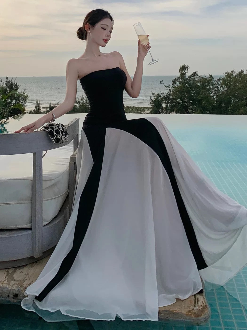 Sexy A line Black Tie Dress Strapless White Long Chiffon Date Night Outfits Semi Formal Prom Wedding Guest Dresses RB5381
