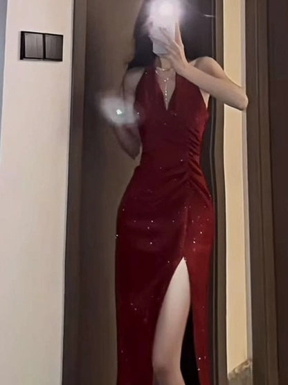 Delicate Mermaid V Neck Halter With Ruffled Long Slit Burgundy Cruise Ship Formal Night Evening Dresses 19th Birthday Outfits RB5641