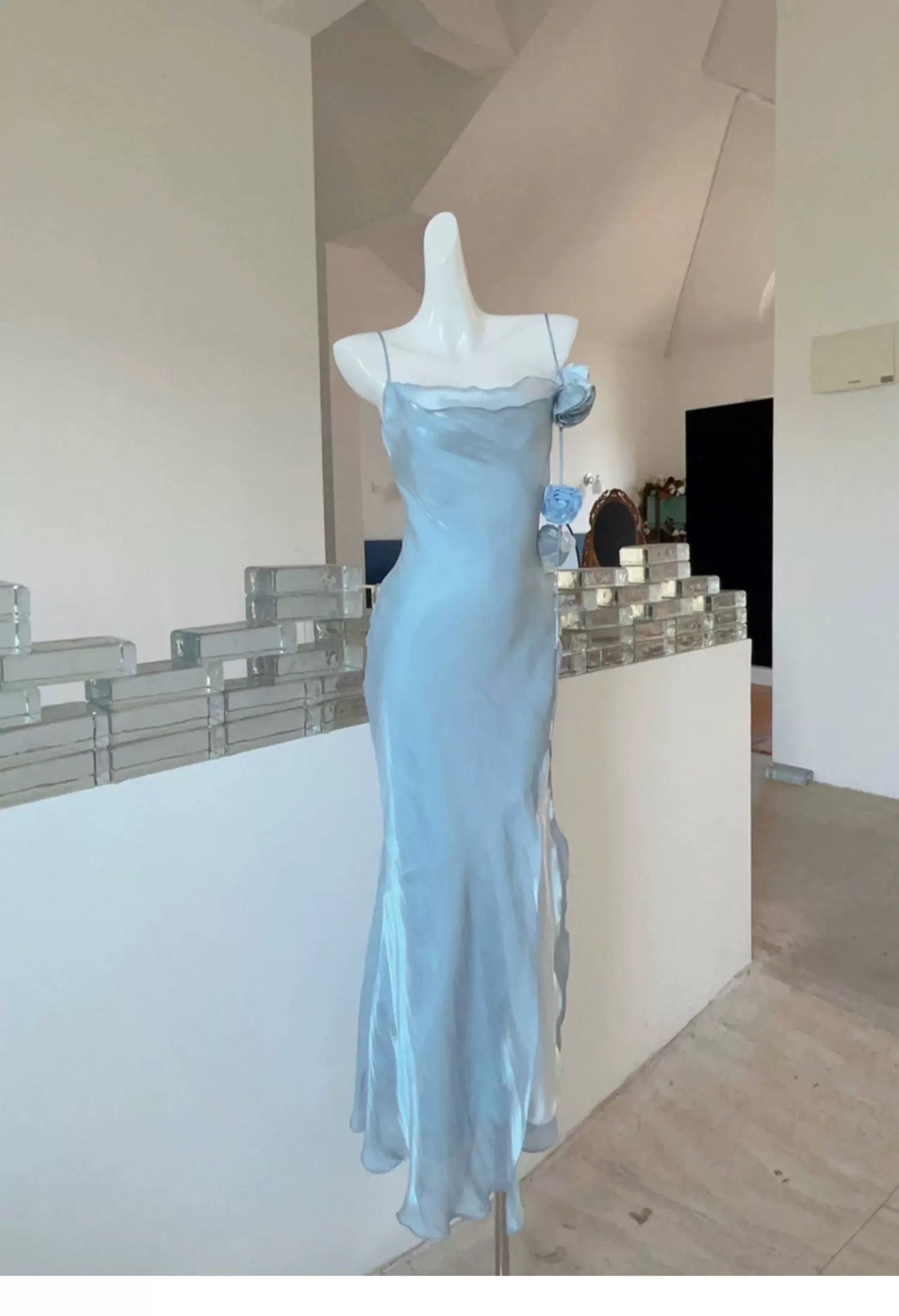 Elegant 2026 Sheath Spaghetti Straps Ice Blue Semi Formal Summer Garden Beach Spring Event Outfits Wedding Guest Dresses RB4935