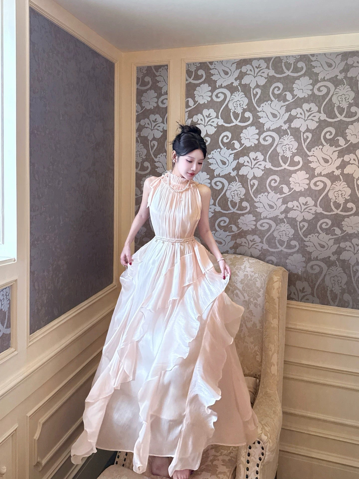 A Line Elegant Halter Sleeveless Waist-cinching Full-hem Maxi Dress Semi Formal Summer Garden Beach Spring Event Outfits Wedding Guest Dress RB4970