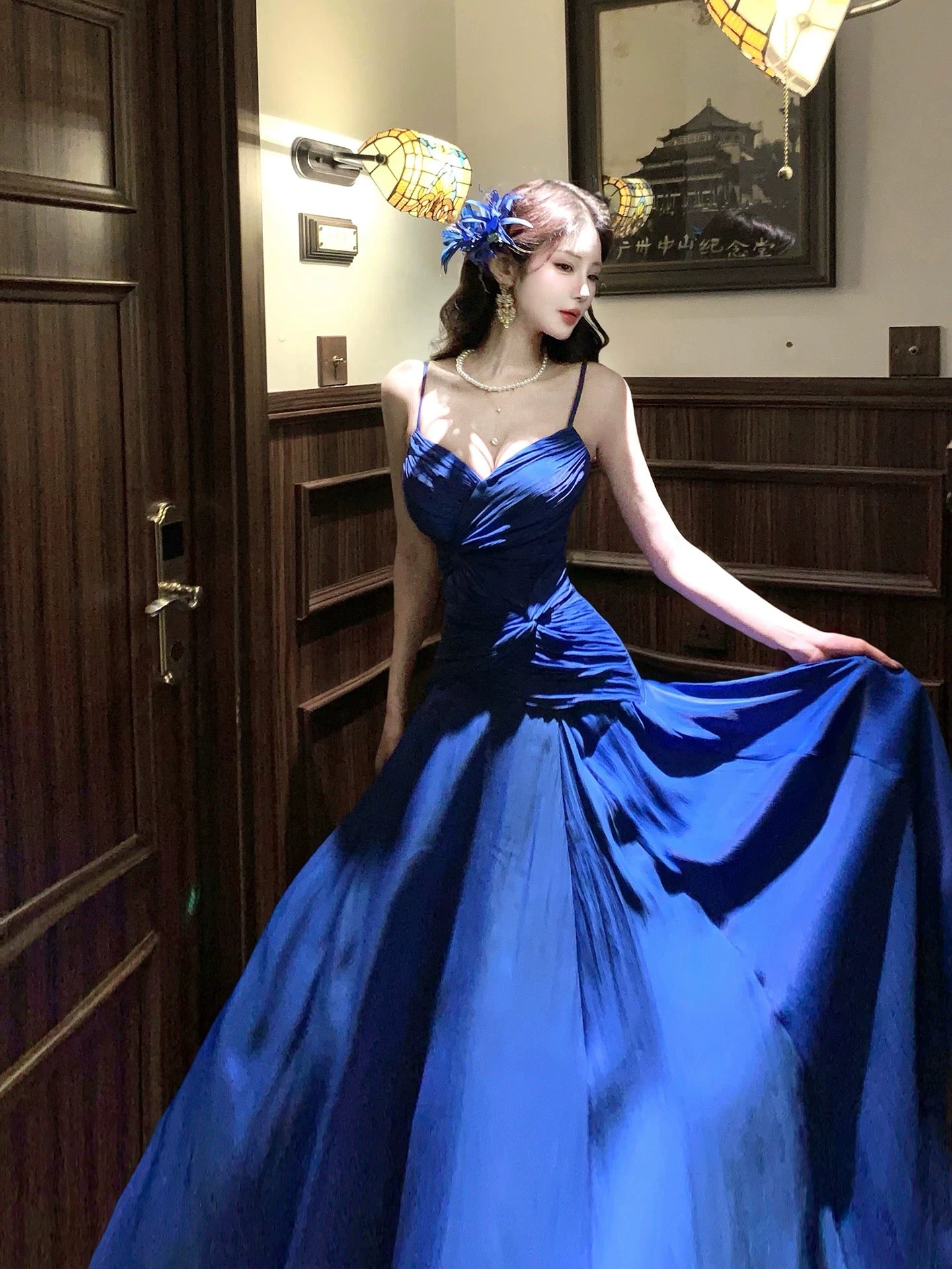 Elegant A Line Spaghetti Strap Royal Blue Sleeveless Waist-cinching Full-hem Maxi Dress Semi Formal Garden Beach Spring Event Outfits Wedding Guest Dress RB4976