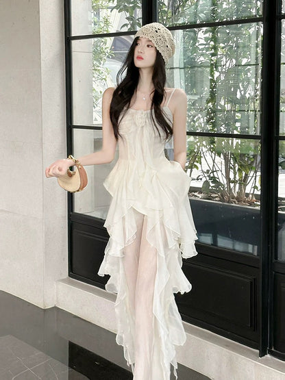Elegant A line Spaghetti Strap White Chiffon Waist-cinching Full-hem Maxi Dress Semi Formal Garden Beach Event Outfits Wedding Guest Dresses RB4996