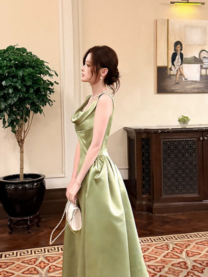 Elegant A line Square Neck Green Satin Full-hem Maxi Dress Semi Formal Garden Event Outfits Wedding Guest Dresses RB5008
