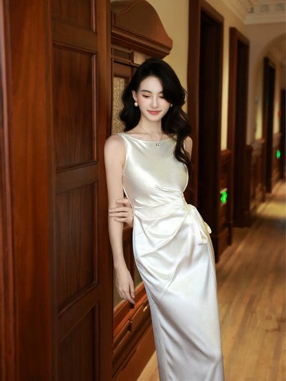 Chic Sheath Scoop Satin White Sleeveless Date Night Outfit Outdoor Semi Formal Long Wedding Guest Dresses RB5044