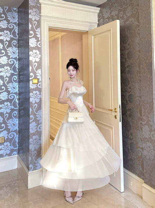 Chic A Line Spaghetti Strap Champagne Chiffon Sleeveless Date Night Outfits Outdoor Semi Formal Long Wedding Guest Dresses RB5048