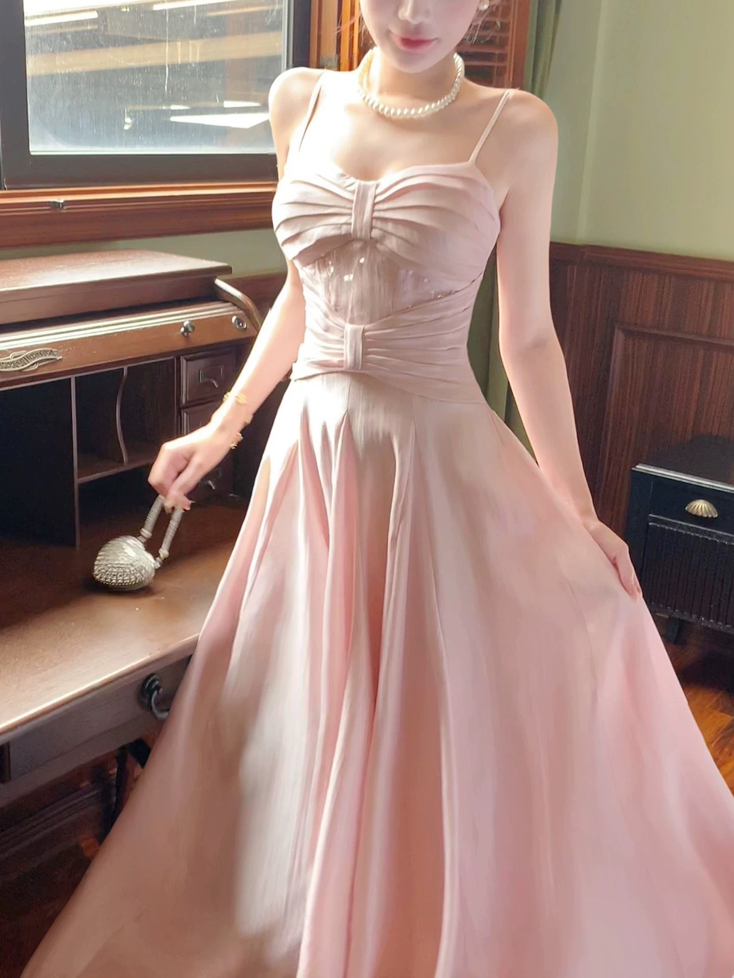 Dazzling A Line Spaghetti Strap Pink With Sequin Outdoor Semi Formal Garden Beach Event Outfits Wedding Guest Dresses RB5106