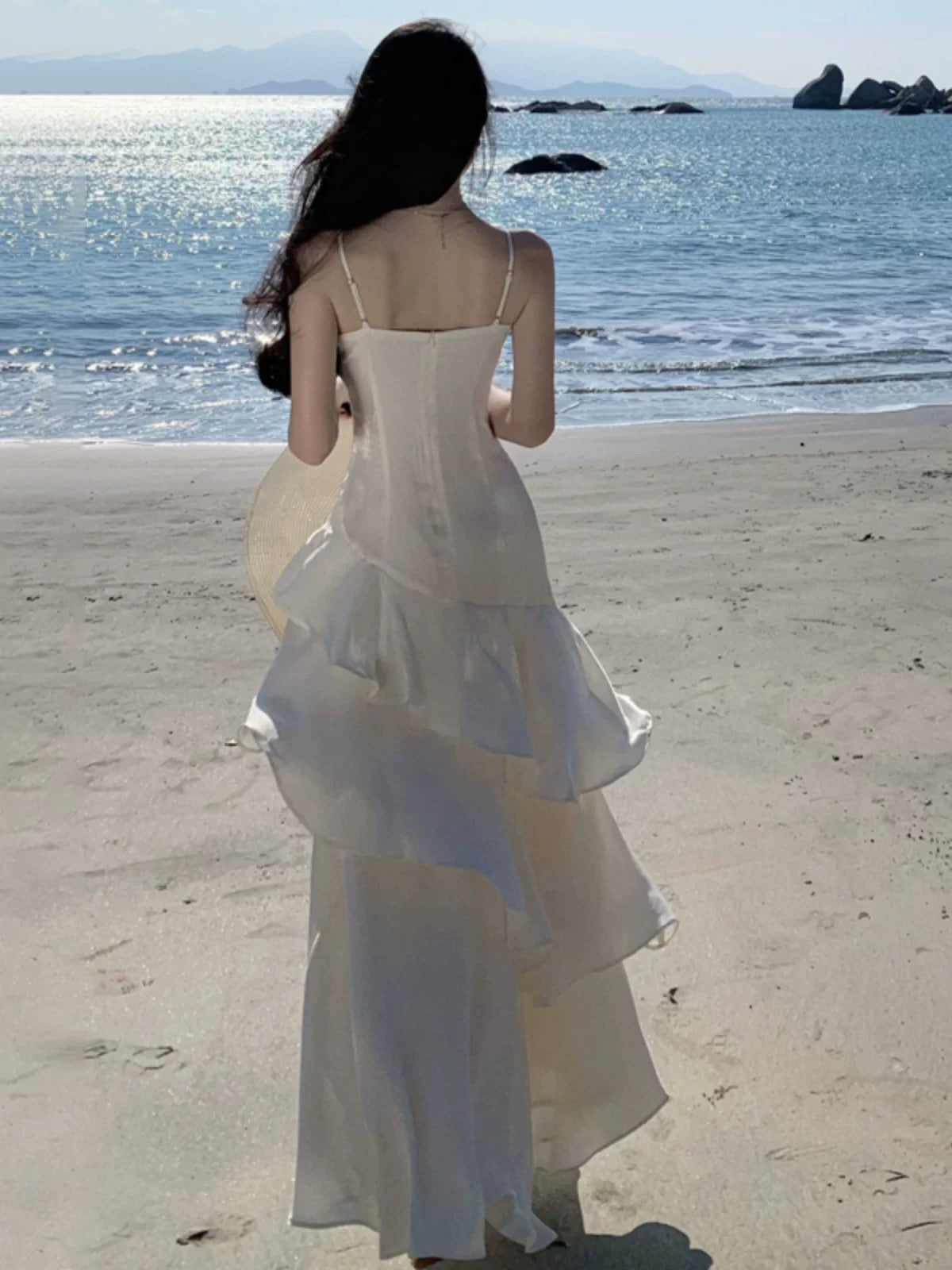 Dazzling Mermaid Spaghetti Strap White With Ruffled Outdoor Semi Formal Garden Beach Event Outfits Wedding Guest Dresses RB5112