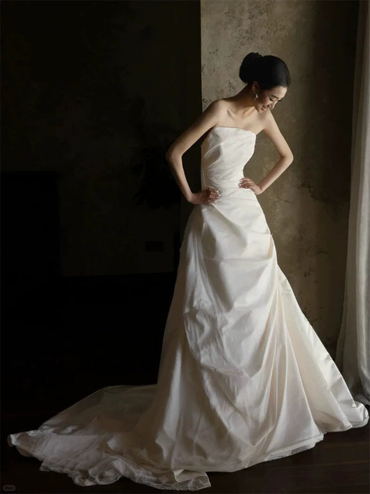 Charming Mermaid Strapless White With Ruffled Brides Gown Bridal Dress Long Wedding Dresses RB5713