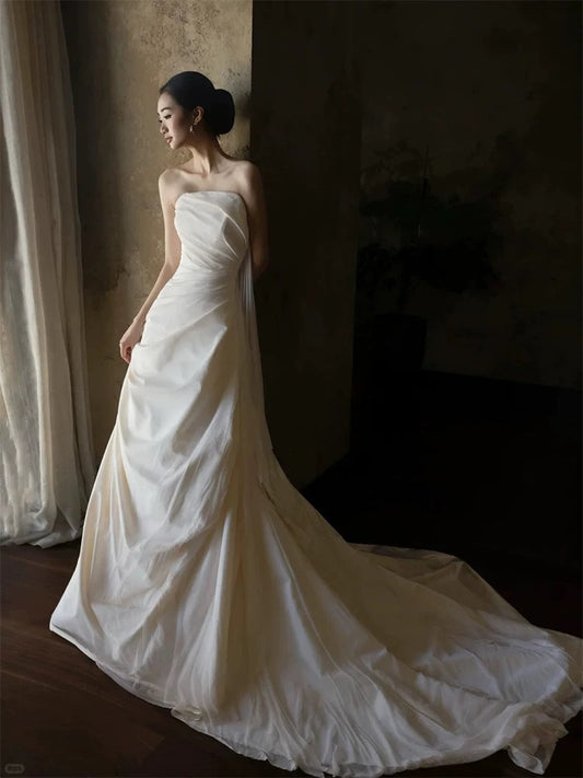 Charming Mermaid Strapless White With Ruffled Brides Gown Bridal Dress Long Wedding Dresses RB5713