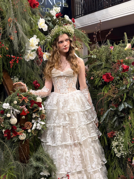 Vintage Ball Gown Sweetheart White Lace With Ruffle Brides Gown Bridal Dress Floor Length Wedding Dresses RB5553