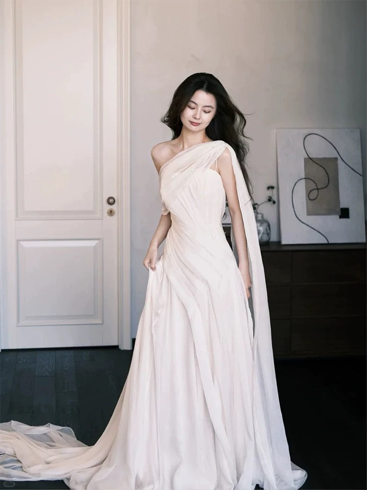 Chic Mermaid One Shoulder White Tulle Wedding Bridal Dress Long Wedding Dresses RB5147