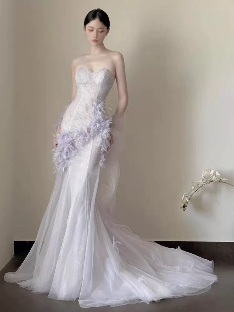 Einfache Ballkleider Meerjungfrau Sweetheart Flieder Tüll mit Federn Abendkleid N3167