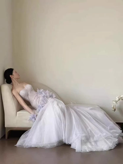 Einfache Ballkleider Meerjungfrau Sweetheart Flieder Tüll mit Federn Abendkleid N3167