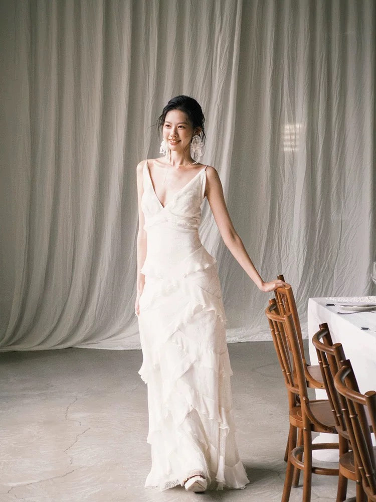 Unique Wedding Dresses Sheath V Neck White Chiffon French Style Long Bridal Gown N3168