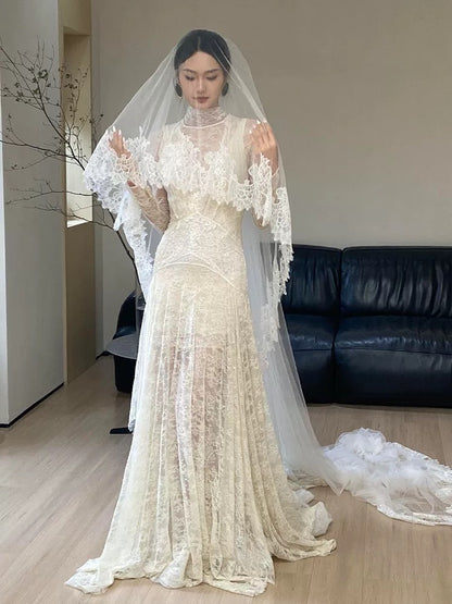 Einzigartige Brautkleider Scheide Hoher Ausschnitt Spitze Mit Ärmeln Weiß Französischer Stil Langes Brautkleid N3171
