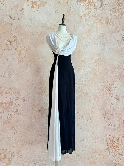 Einfache Abschlussballkleider A-Linie Schwarz Weiß Chiffon mit Blume Langes Ballkleid N3174
