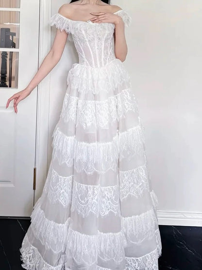 Robes de mariée simples Robe de bal Épaules dénudées Tulle blanc avec dentelle Longue robe de mariée N3494