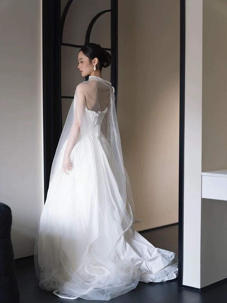 Brautkleider im französischen Stil, A-Linie, herzförmiger Ausschnitt, Satin, ärmellos, Weiß, lange Brautrobe N3509