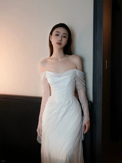 Französischer Stil Brautkleider Meerjungfrau Off-Shoulder mit langen Ärmeln Weißer Tüll Brautkleid N3511